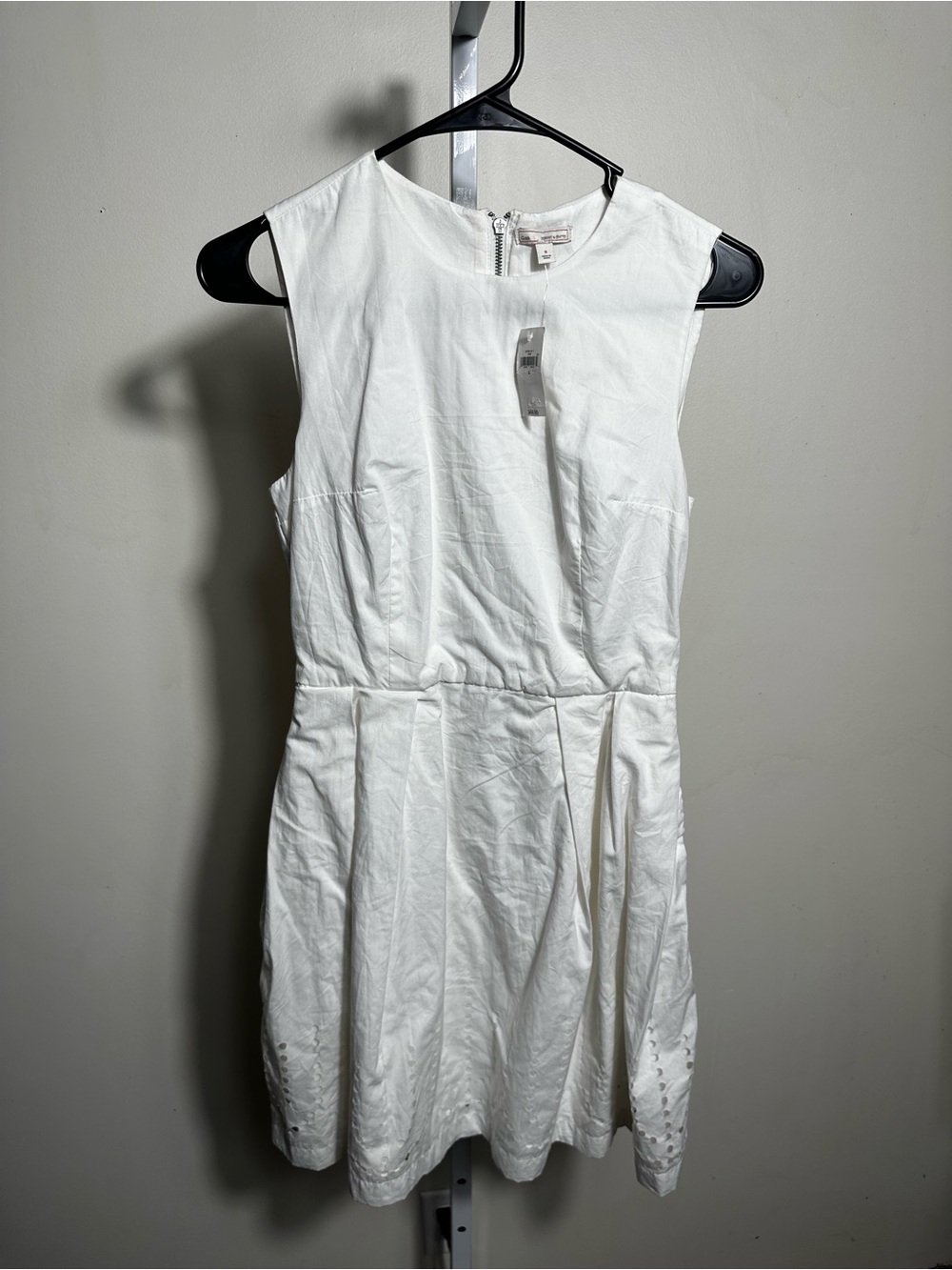 X23. GAP White Sleeveless Mini Dress with Eyelet Detail